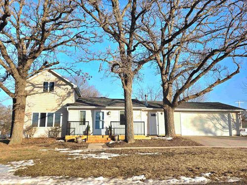 209 7th St Nw, Rockford, IA, 50468-1233 | Card Image