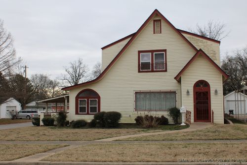 602 W 7th Ave, Bristow, OK, 74010-2320 | Card Image