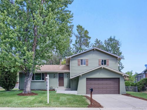 8937 W Woodard Dr, Lakewood, CO, 80227-2355 | Card Image