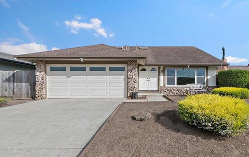 1519 Hawser Ln, Half Moon Bay, CA, 94019-1529 | Card Image