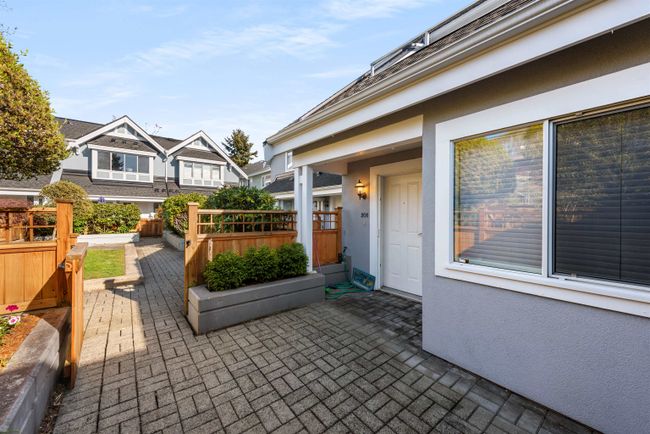 201 - 3189 Camosun Street, Townhouse with 2 bedrooms, 2 bathrooms and 2 parking in Vancouver BC | Image 6