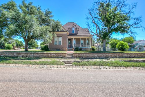 308 N 6th St, Ballinger, TX, 76821-4830 | Card Image