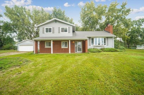 3768 Ranchero Rd, Cedar Falls, IA, 50613-9663 | Card Image