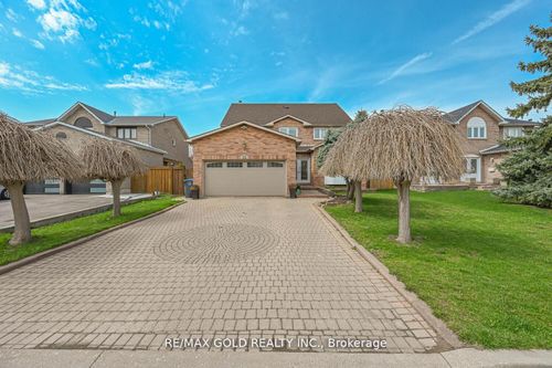 22 Strangway Crt, Brampton, ON, L6Z4L4 | Card Image