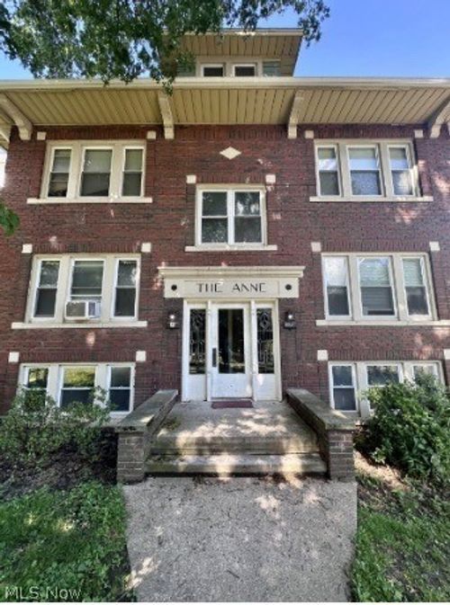 4-96 N Portage Path, Akron, OH, 44303-1139 | Card Image
