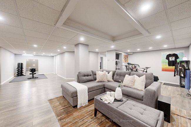 898 Darwin Dr, House other with 5 bedrooms, 4 bathrooms and 2 parking in Pickering ON | Image 38