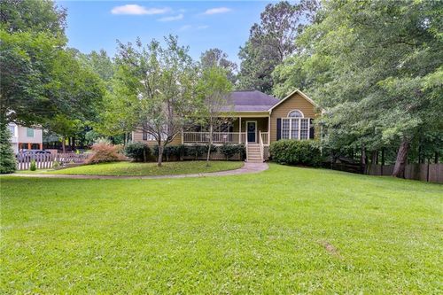 155 New Hope Dr, Dallas, GA, 30132-8179 | Card Image