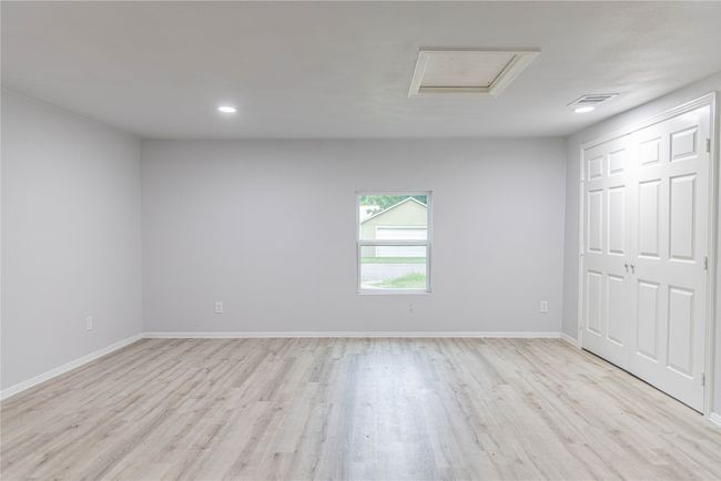209 Pecan St, House other with 3 bedrooms, 1 bathrooms and null parking in Whitesboro TX | Image 6