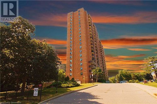 904-90 Ling Rd, Scarborough, ON, M1E4Y3 | Card Image
