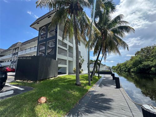 apt-113-1400 Ne 56th St, Fort Lauderdale, FL, 33334-6102 | Card Image