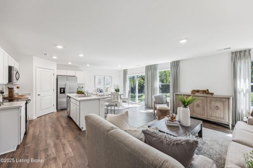 261 Saratoga Ln, Elizabethtown, KY, 42701-6475 | Card Image