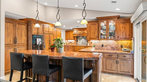 173 San Jose Court, Vacaville, CA, 95688 | Card Image