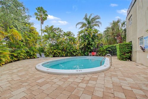 109-7500 Sw 59th Place, South Miami, FL, 33143 | Card Image