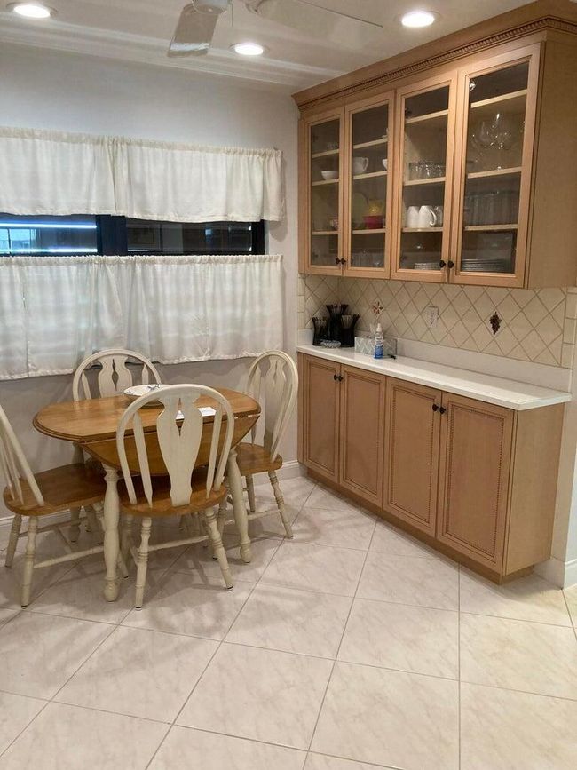 APT-404 - 166 Se Saint Lucie Blvd, Condo with 2 bedrooms, 2 bathrooms and null parking in Stuart FL | Image 5