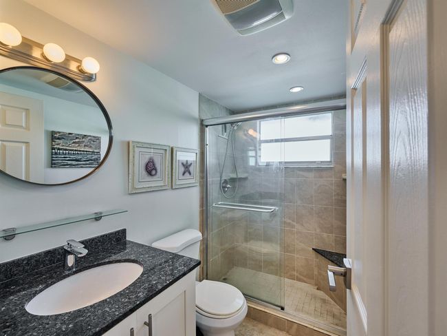 741 - 741 Monaco P, Condo with 2 bedrooms, 2 bathrooms and null parking in Delray Beach FL | Image 4