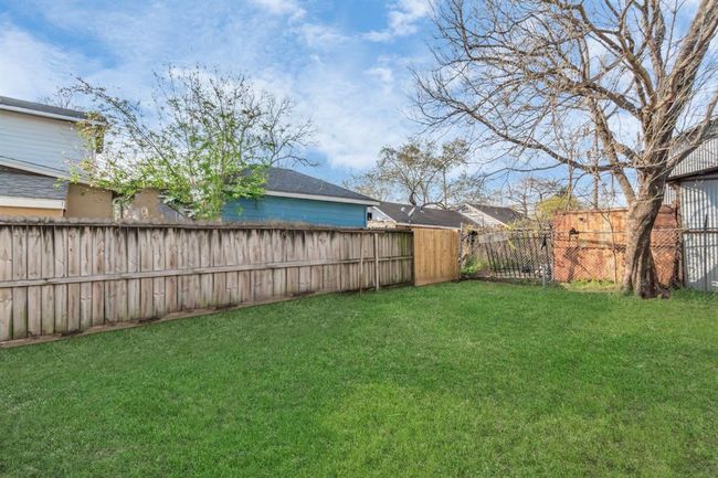 7019 Bonham St, Home with 1 bedrooms, 1 bathrooms and null parking in Houston TX | Image 39