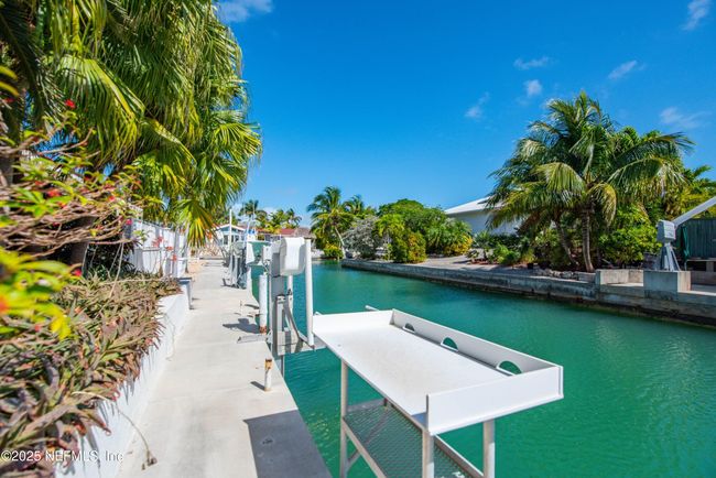 531 Seminole Dr, House other with 4 bedrooms, 3 bathrooms and null parking in Cudjoe Key FL | Image 42