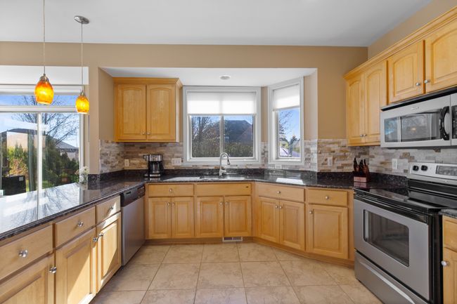 7689 Birch Ln, House other with 3 bedrooms, 3 bathrooms and null parking in Shelby Township MI | Image 12