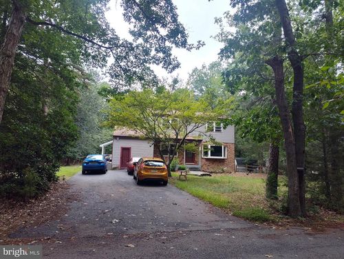 42 W Lake Rd, MEDFORD, NJ, 08055-8104 | Card Image