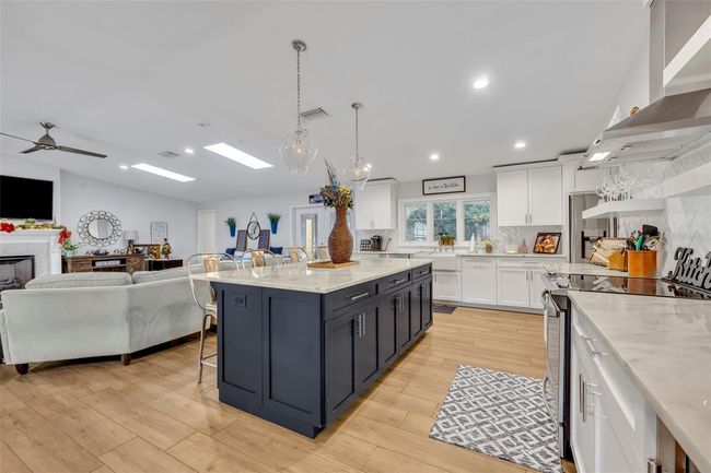 2045 Woody Dr, House other with 5 bedrooms, 3 bathrooms and null parking in WINDERMERE FL | Image 17