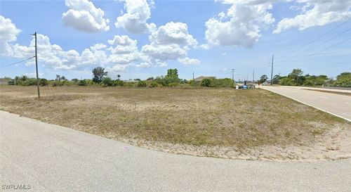 2326 Ne 6th Ave, Cape Coral, FL, 33909-4373 | Card Image