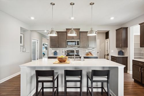 10945 Glacier Ln N, Maple Grove, MN, 55369-7557 | Card Image