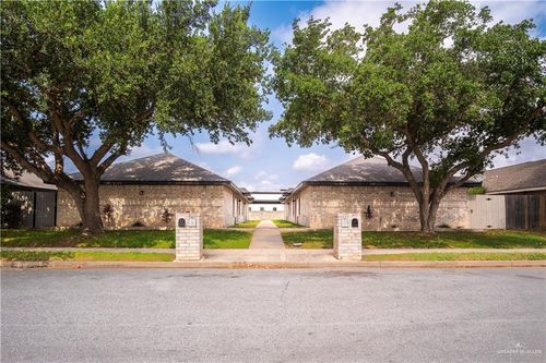 7105 N 8th St, Mcallen, TX, 78504-2076 | Card Image