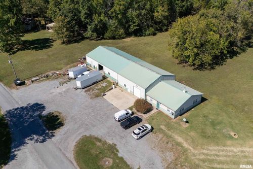 8130 Southfork Rd, Marion, IL, 62959-9610 | Card Image