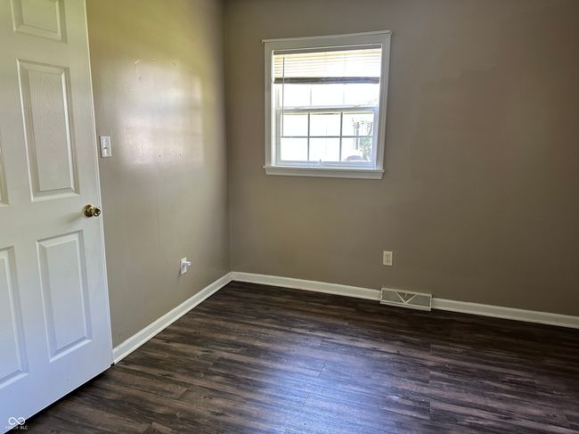 3rd bedroom | Image 9