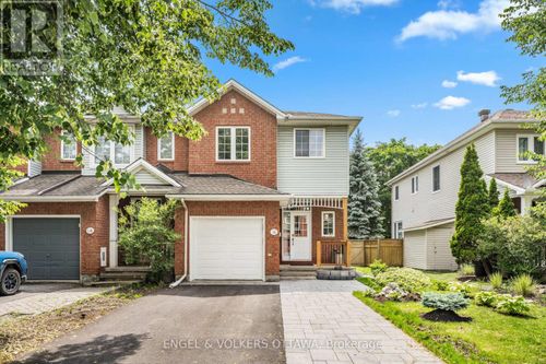 18 Cambray Lane, Ottawa, ON, K2K3C3 | Card Image