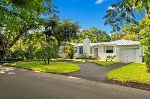 430 Ne 52nd Ter, Miami, FL, 33137-3037 | Card Image