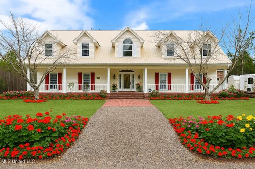 139 Pine Ridge Cv, Mount Pleasant, MS, 38635-7070 | Card Image