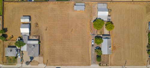 1803 Mitchell Ave, Selma, CA, 93662-9604 | Card Image