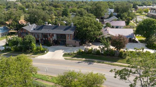 504 Tivy St, Kerrville, TX, 78028-4657 | Card Image