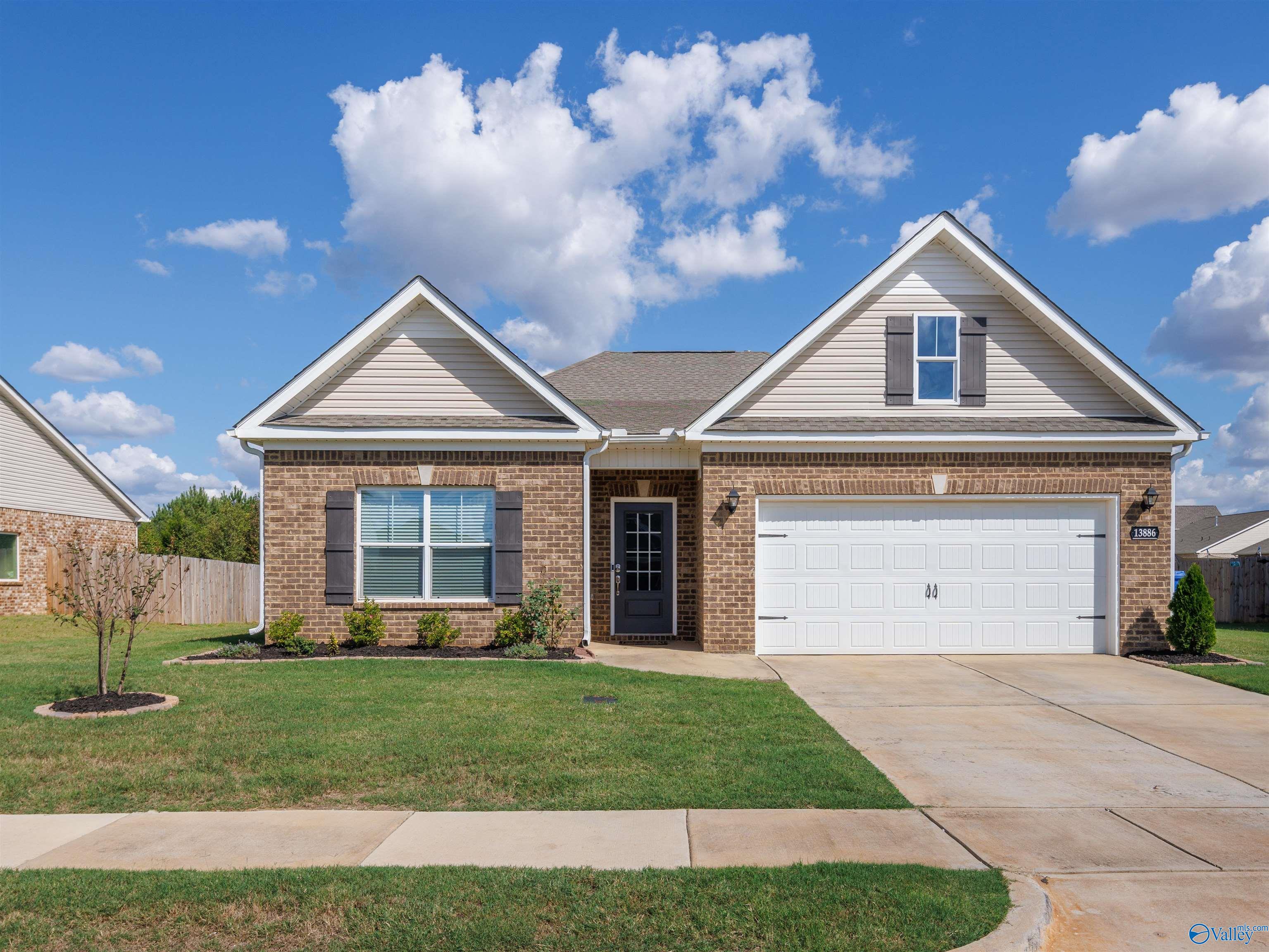 Hickory Brook Rd, Athens, AL 35611