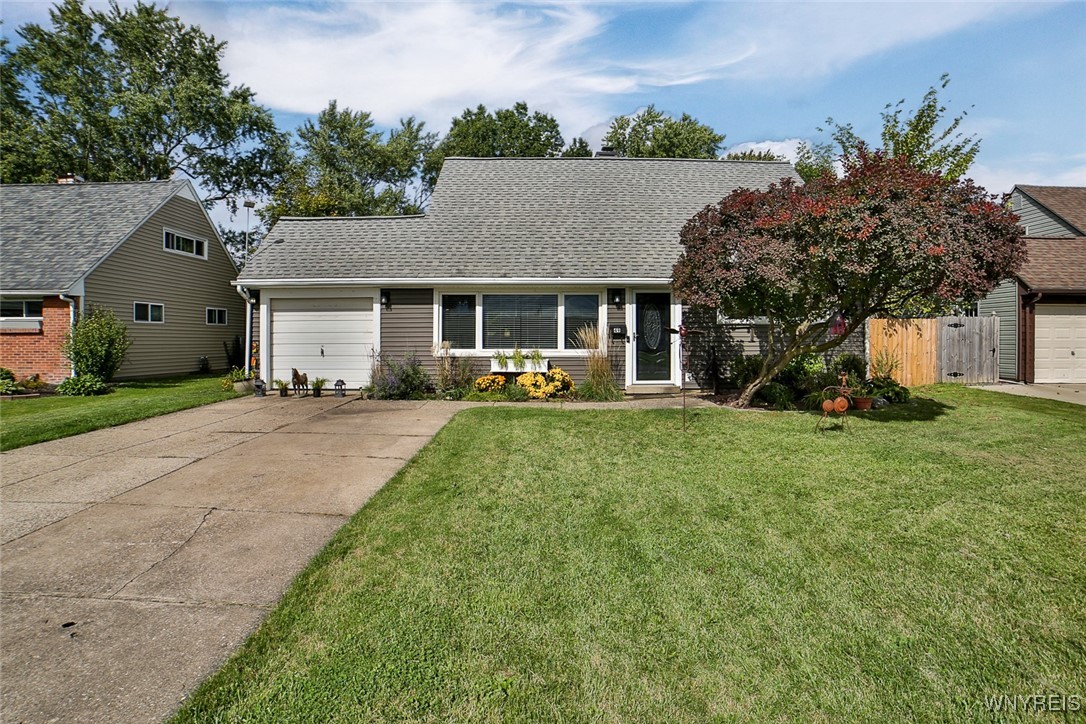 Riverdale Dr, Grand Island, NY 14072