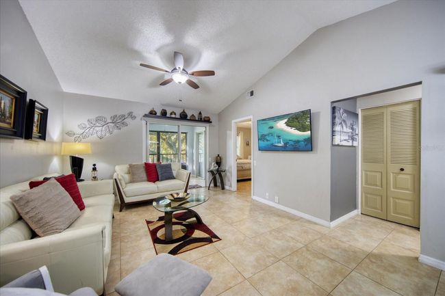 APT-325 - 5265 E Bay Dr, Condo with 2 bedrooms, 2 bathrooms and null parking in CLEARWATER FL | Image 8
