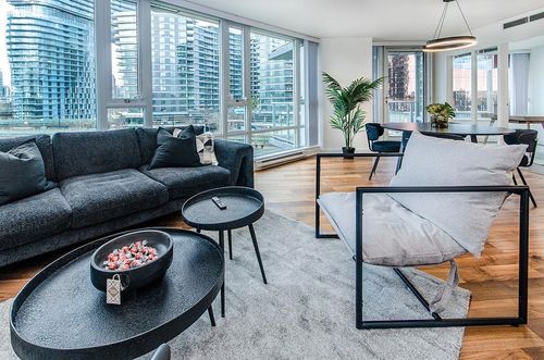 918 Cooperage Way, Vancouver, BC, V6B0A7 | Card Image