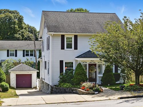 84 S Border Rd, Medford, MA, 02155-1630 | Card Image