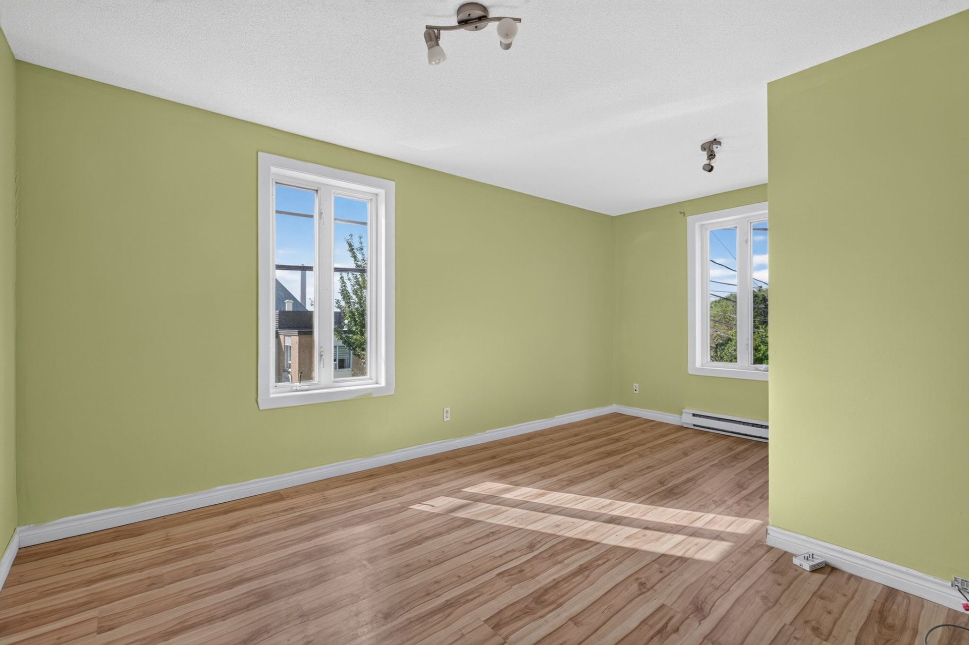 Residential Income in Saint-Odilon-de-Cranbourne 5
