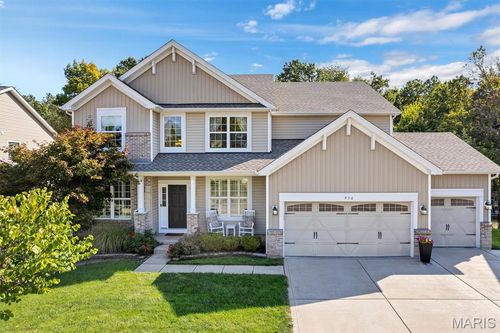 930 Wilderness Way Dr, Eureka, MO, 63025-1097 | Card Image