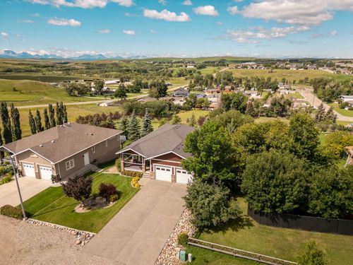 841 1 St W, Cardston, AB, T0K0K0 | Card Image