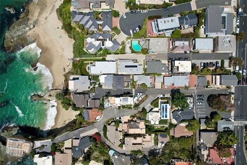 31678 Seacliff Dr, Laguna Beach, CA, 92651-7001 | Card Image