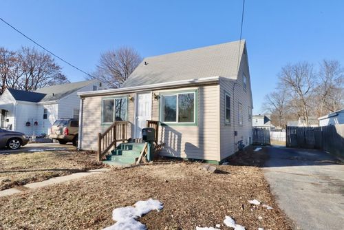 1733 W Grand Avenue, Beloit, WI, 53511 | Card Image