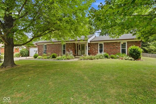 2025 Fairway Dr, Greencastle, IN, 46135-9207 | Card Image