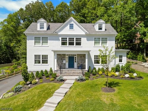 61 Slayton Dr, Short Hills, NJ, 07078-1535 | Card Image