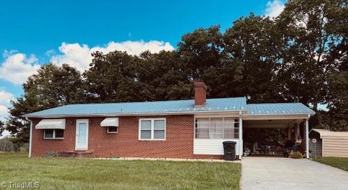 2114 Pilot Westfield Rd, Pilot Mountain, NC, 27041-9590 | Card Image