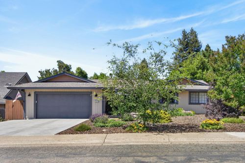 8757 Sharmead Way, Fair Oaks, CA, 95628-6337 | Card Image