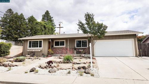 2290 La Mar Dr, Concord, CA, 94518-2544 | Card Image
