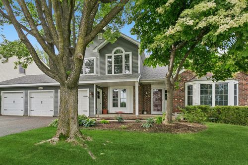 12776 Durham Way, Apple Valley, MN, 55124-8644 | Card Image
